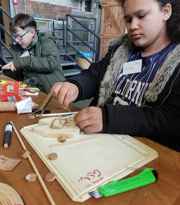 Weekendschool on Tour – Schiffsbauer:in